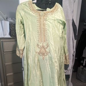 Pakistani/indian wedding wear